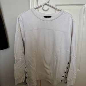 Abercrombie & Fitch Women’s White Sweatshirt